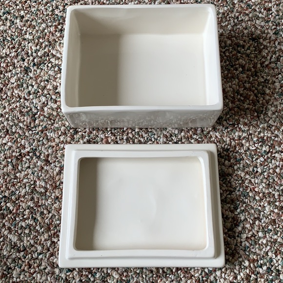 Rae Dunn Shiny Things jewelry box - Picture 2 of 3